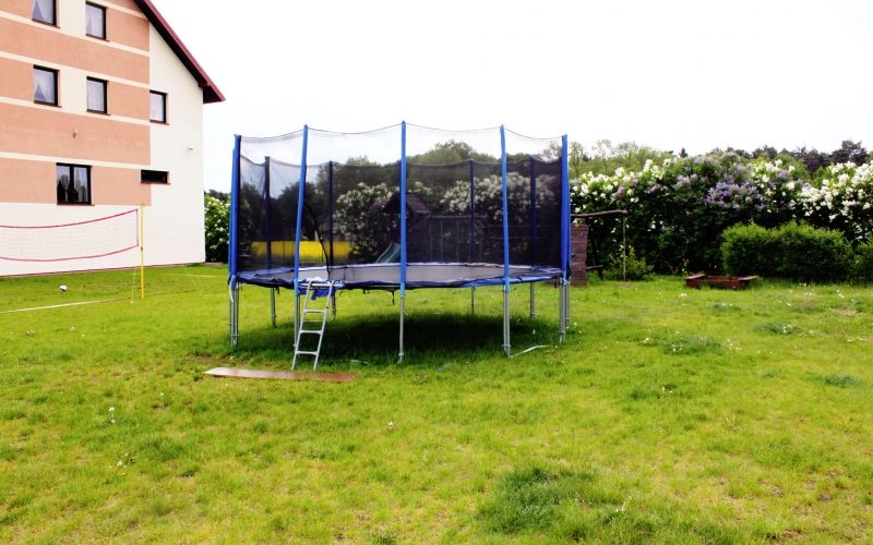 trampolina